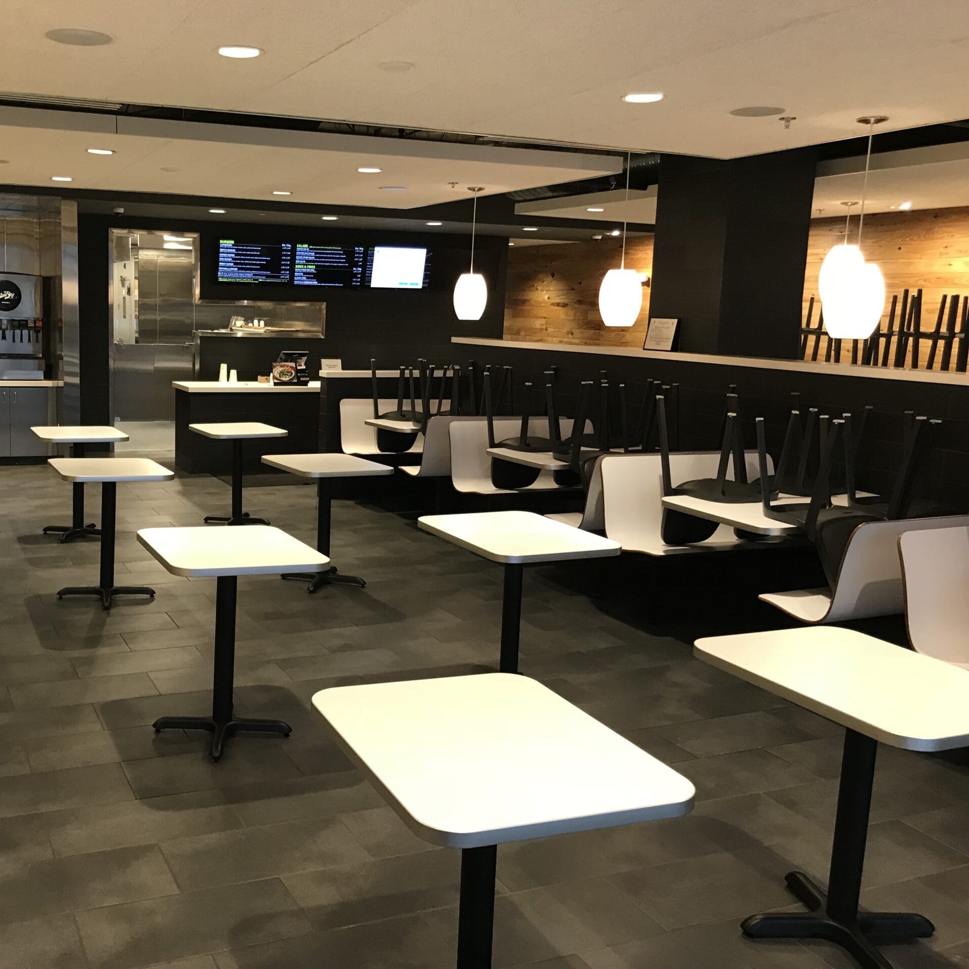 Lark Burger, Kansas City